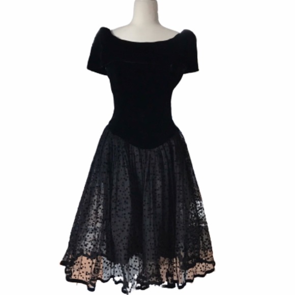 Gala by Julie Francis Dresses & Skirts - Vintage 80’s black velvet polka dot party dress
